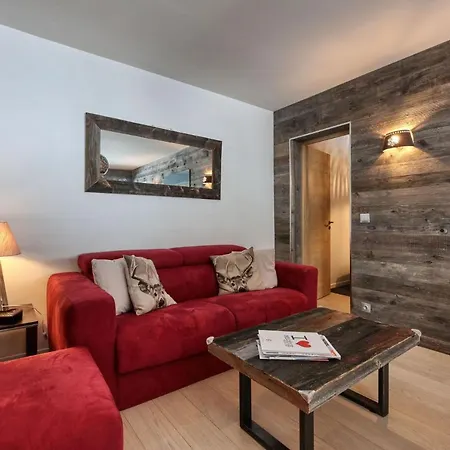 Immobilier De Montagne - La Collection - Verdoyant Megeve